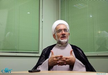 امام خمینی روح مبارزه و ایستادگی در برابر توهین ها را به ملت های مسلمان آموخت