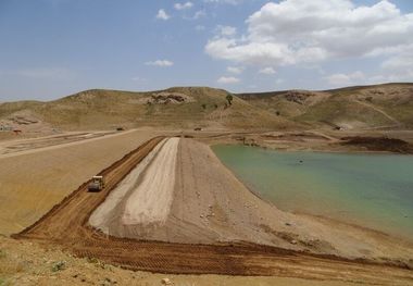 ۶ سد خاکی در ریگان آبگیری شد