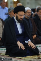 نماز ظهر و عصر روز ارتحال امام در حرم امام خمینی