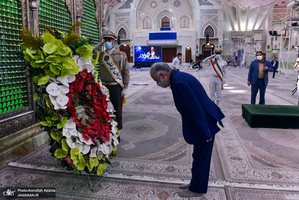 تجدید میثاق اصناف، نهادها، سازمان ها و وزارتخانه ها با آرمان های امام خمینی(س)