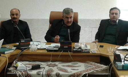 فرماندار: حادثه های رانندگی در جاده های اردستان 40 درصد و تلفات جانی 50 درصد کاهش یافت