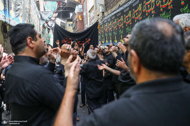 عزاداری سنتی ظهر عاشورا در بازار تهران