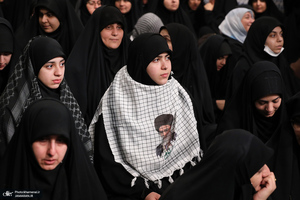 اولین شب مراسم عزاداری ایام شهادت حضرت زهرا (س) در حسینیه امام خمینی(ره)