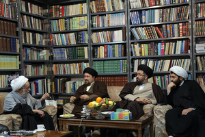 دیدار  آیت الله نورالله شاه آبادی با سید حسن خمینی