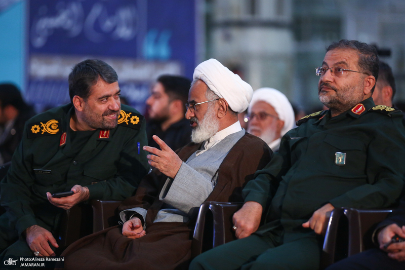 گردهمایی سراسری بسیج دانشجویی و طلاب در حرم مطهر امام خمینی (س) - 2