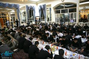 دیدار جمعی از جوانان خانواده های تحت پوشش کمیته امداد امام خمینی با یادگار امام (س)