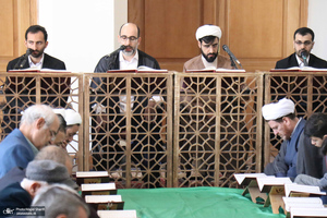 محفل انس با قرآن در بیت تاریخی حضرت امام در خمین