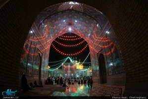 حال و هوای حرم کریمه اهل بیت(ع) در شب میلاد امام رضا(ع)