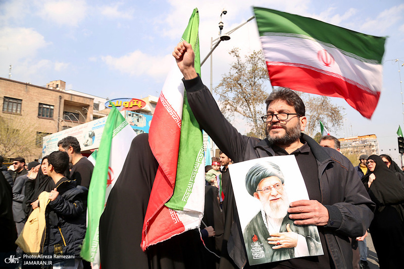 مراسم تشییع پیکرهای مطهر 84 شهید قهرمان ناوشکن دنا -2