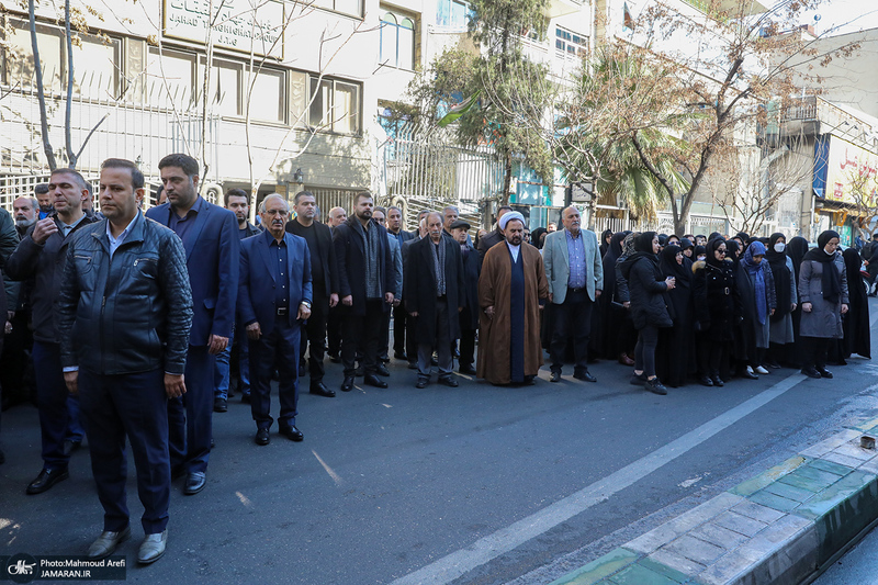 مراسم تشییع مادر شهیدان جواد سپهری