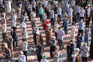 نماز عید سعید فطر در حرم حضرت فاطمه معصومه(س)