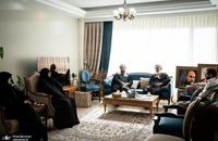 دیدار مصطفی پورمحمدی با خانواده‌ی شهید سپهبد رشید (1)