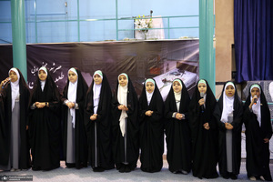 عصر شعر و محفل ادبی ( طبیب جان ) در حسینیه جماران