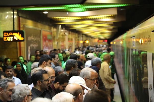 مترو تهران ۴۵۰ هزار نفر از جاماندگان اربعین را رایگان جابجا کرد