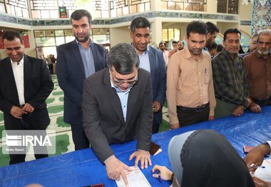 مشارکت افزون بر ۶۰۰ هزار نفر از واجدان شرایط هرمزگان در انتخابات