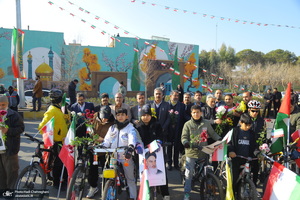 مراسم آغاز دهه فجر در بیت حضرت امام خمینی (س) در قم