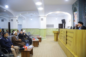 سلسله نشست های تبیین مکتب امام خمینی (س) با سخنرانی سید فرید موالی‌زاده  / موالی زاده