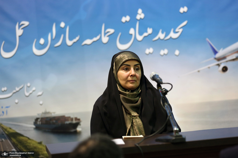 دیدار وزیر و جمعی از کارکنان وزارت راه و شهرسازی با سید حسن خمینی