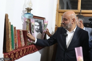 حضور وزیر کار در بیت تاریخی امام در خمین