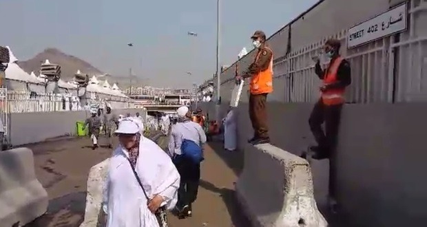 حجاج نگران‌ آوردن آب زمزم نباشند
