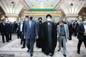 تجدید میثاق وزیر و معاونین وزارت امور خارجه با آرمان های امام خمینی (س)