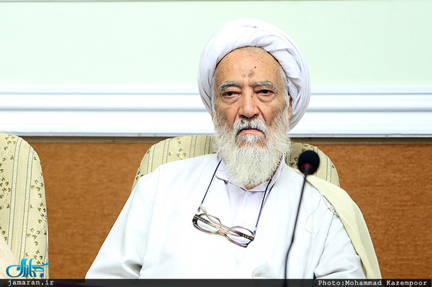 آیت‌الله موحدی کرمانی، ریاست جلسات مجمع را تا اسفند بر عهده می‌گیرد