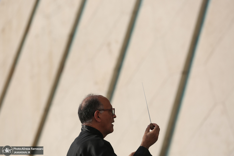 اجرای ارکستر سمفونیک تهران در برج آزادی