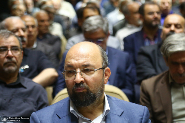سخنگوی جبهه اصلاحات: آقای رییس جمهور! «لایحه مقابله با محتوای خلاف واقع» یعنی قفل زدن بر دهان ملت