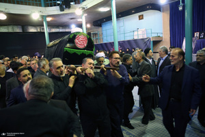 مراسم تشییع مرحوم آیت الله آقای حاج شیخ حسین هاشمیان در حسینیه جماران -2