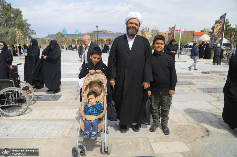 مراسم تحویل سال نو در گلزار شهدای قم‎