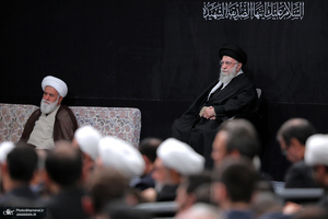 اولین شب مراسم عزاداری حضرت فاطمه‌زهرا (س) در حسینیه امام خمینی