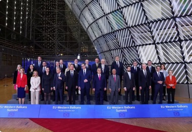 گاردین: اروپا هرگز در مورد اسرائیل به توافق نخواهد رسید، اما می‌تواند به غزه کمک کند