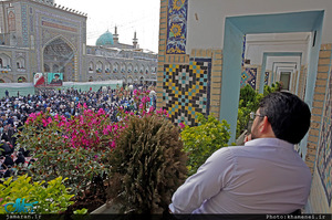 حضور و سخنرانی رهبر معظم انقلاب در اجتماع زائران و مجاوران حرم مطهر رضوی