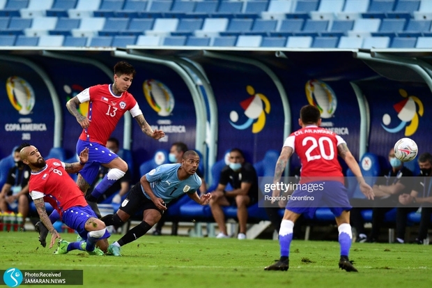 همکاری ویدال با سوارس برای گل به خودی‌؛ جدال حساس اروگوئه و شیلی بدون برنده +عکس 