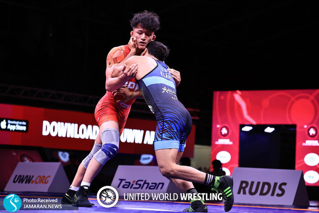 ظهور دومین کشتی گیر ایرانی- ژاپنی؛ آریا یوشیدا نایب قهرمان آسیا شد!+عکس