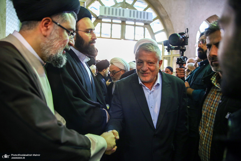 مراسم تشییع آیت الله سید مهدی امام جمارانی (ره) از حسنیه جماران-2