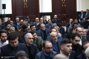 دیدار رئیس، مدیران و کارکنان ستاد اجرایی فرمان امام (ره) با سید حسن خمینی