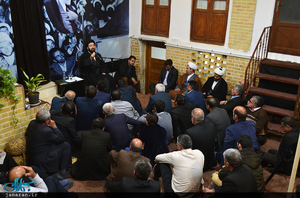 دیدار امام جمعه، مسئولین و جمعی از مردم شریف آباد استان تهران با سیدعلی خمینی