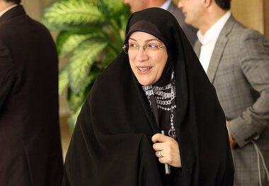 فرامرزیان: حداقل درآمد ورزش و فوتبال از حق پخش باید سالیانه 200 میلیارد تومان باشد

