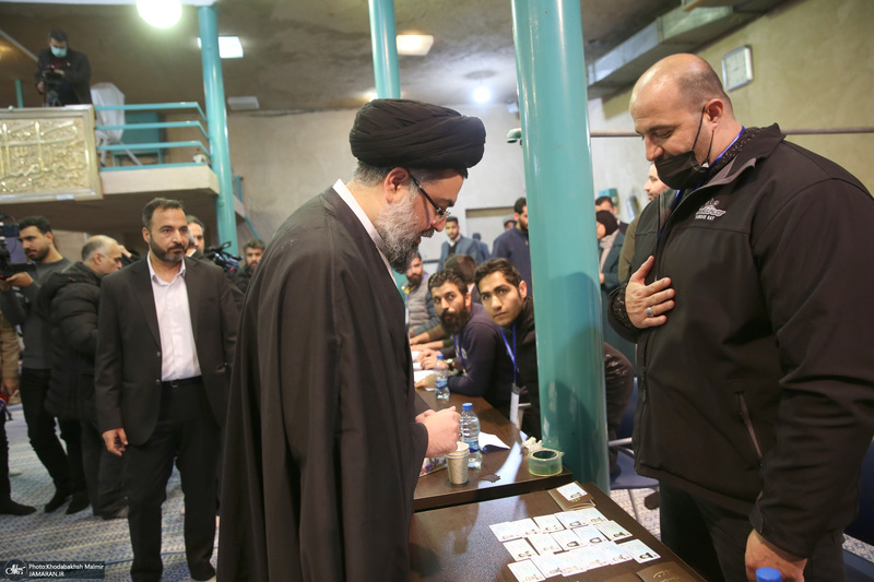 حضور سید یاسر خمینی در  انتخابات مجلس شورای اسلامی و مجلس خبرگان رهبری