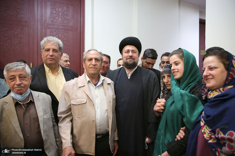 دیدار جمعی از نمایندگان پیروان ادیان الهی با سید حسن خمینی