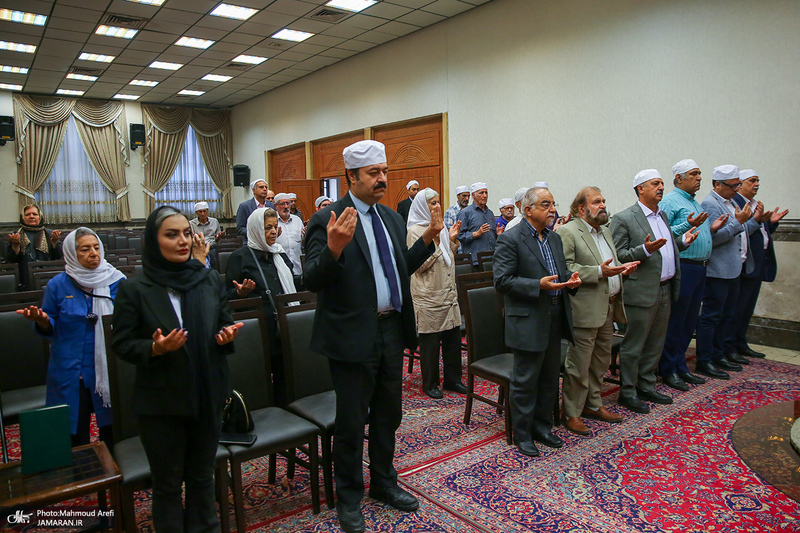 مراسم بزرگداشت امام خمینی (س) در آدریان زرتشتیان