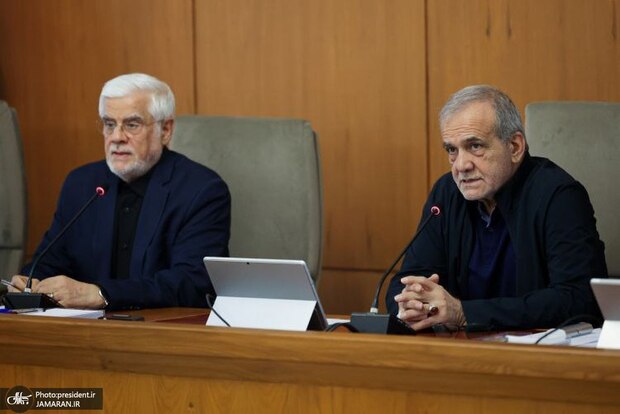 پزشکیان: آمریکا بدون تردید در تجاوزات اخیر رژیم صهیونیستی نقش مستقیم دارد/ در صورت تداوم اقدامات خصمانه پاسخ‌ها نیز قاطع‌تر و شدیدتر خواهد بود/ دولت و نهادهای مسئول در خدمت‌رسانی مؤثر به مردم عزیز متحد و همدل عمل خواهند کرد