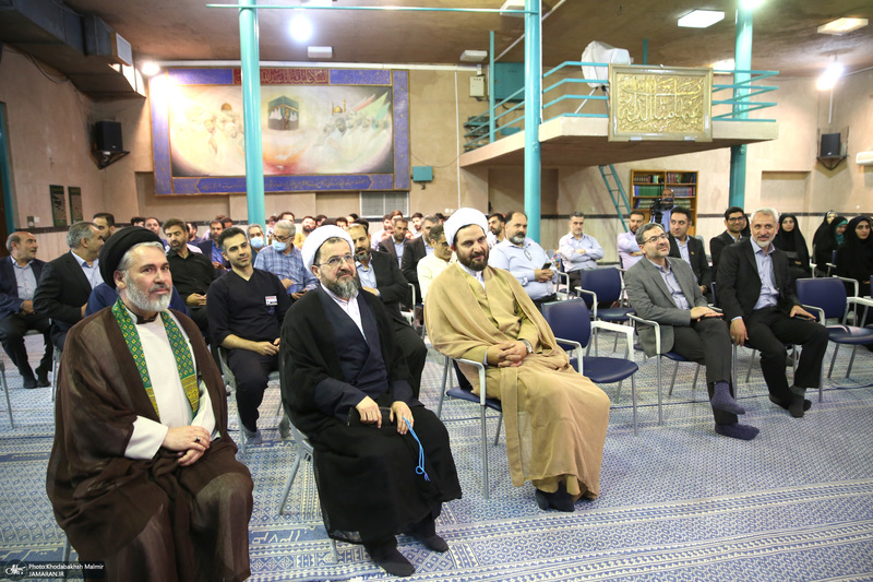 مراسم روز بزرگداشت معلم در حسینیه جماران