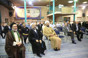 مراسم روز بزرگداشت معلم در حسینیه جماران