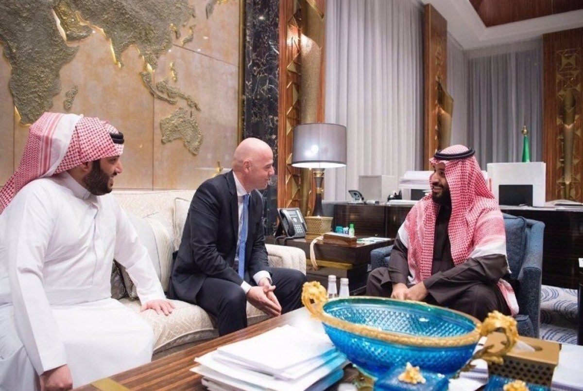  رئیس فیفا با ولیعهد عربستان در ریاض دیدار کرد+ عکس