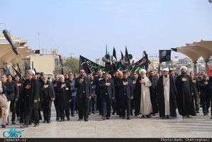 دسته عزاداری خادمان حرم حضرت معصومه ( س) در روز شهادت امام رضا (ع)