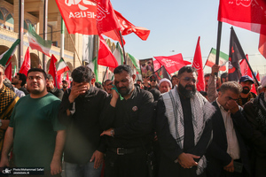 اقامه نماز بر پیکر مطهر رهبر شهید انقلاب