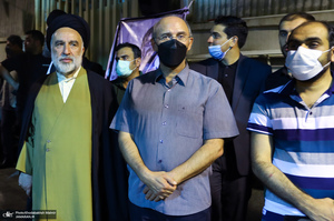 مراسم وداع با پیکر حجت الاسلام و المسلمین سید محمود دعایی در حسینیه جماران -3