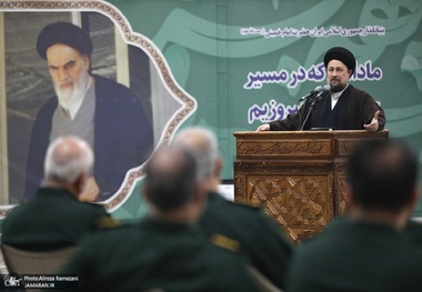 Seyyed Hassan Khomeini puts emphasis on distinguishing foes from friends